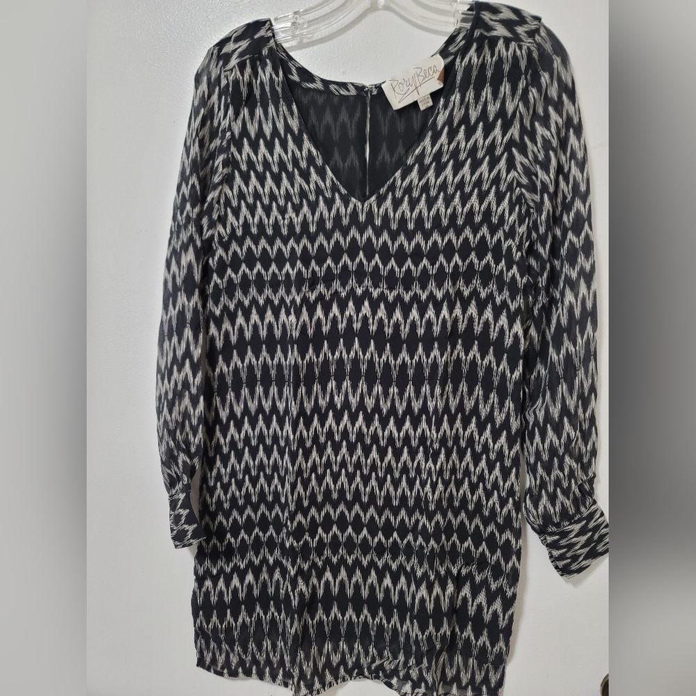 Rory Beca Black Tan Chevron Silk V-neck Long Sleeve Mini Shift Dress Size XS